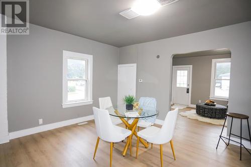 299 Goulais Ave, Sault Ste Marie, ON - Indoor Photo Showing Dining Room