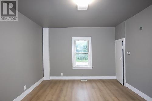 299 Goulais Ave, Sault Ste Marie, ON - Indoor Photo Showing Other Room
