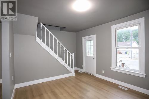 299 Goulais Ave, Sault Ste Marie, ON - Indoor Photo Showing Other Room