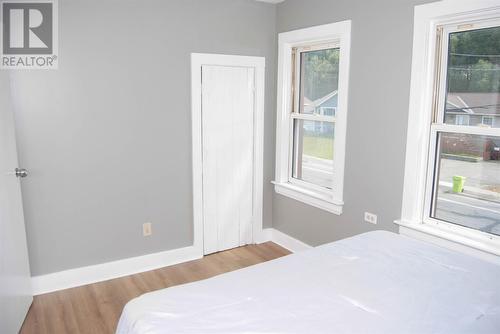 299 Goulais Ave, Sault Ste Marie, ON - Indoor Photo Showing Bedroom