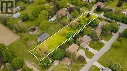 6 BEECHWOOD AVENUE Lambton Shores (Forest), ON N0N 1J0