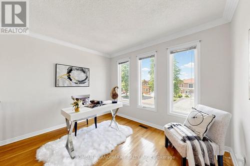 33 Dundee Crescent, Markham, ON 