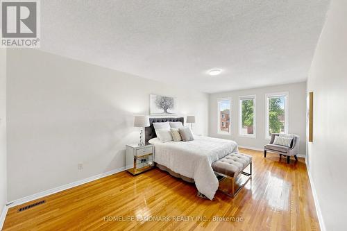33 Dundee Crescent, Markham, ON 