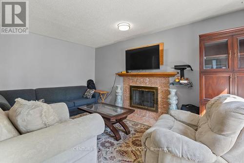 106 Pine Valley Drive, London South (South N), ON 