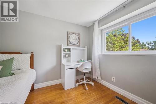 31 Glen Lake Crescent, Kitchener, ON 