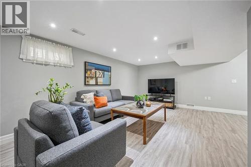 31 Glen Lake Crescent, Kitchener, ON 