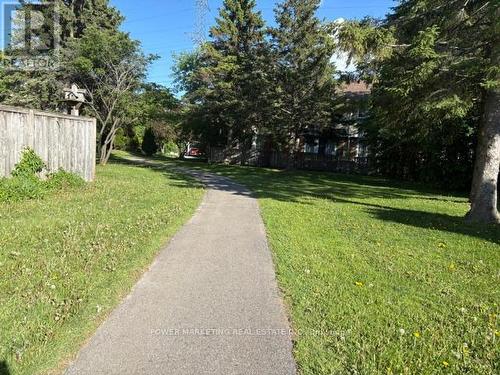 104 Bannerhill, Ottawa, ON 