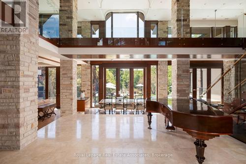 Foyer - 1510 Pinetree Crescent, Mississauga, ON 
