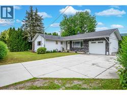 6596 Lavington Way Coldstream, BC V1B 3G5