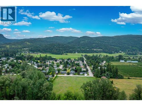 6596 Lavington Way, Coldstream, BC 
