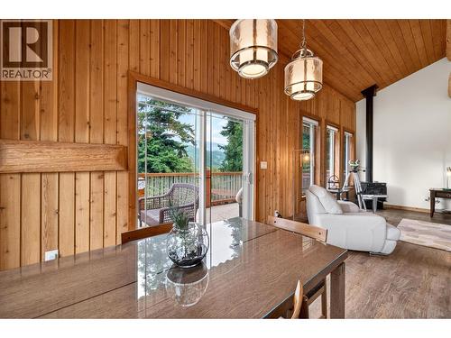 2030 Solsqua-Sicamous Road, Sicamous, BC - Indoor