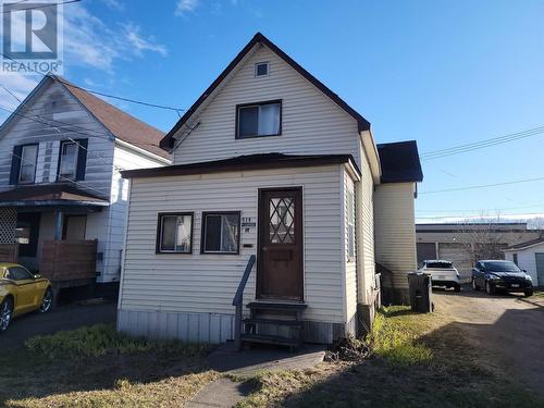 119 Grosvenor AVE  Sault Ste. Marie, ON P6B 2M2