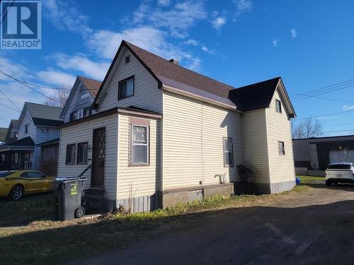 119 Grosvenor Ave, Sault Ste. Marie, ON 