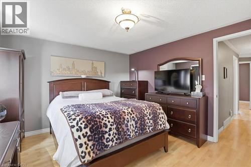 20 Ridgeway Crescent, Kitchener, ON - Indoor Photo Showing Bedroom