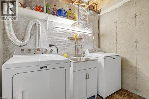 20 Ridgeway Crescent, Kitchener, ON - Indoor Photo Showing Laundry Room