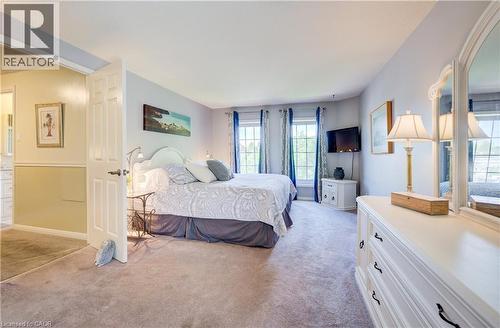 135 Royal Orchard Drive, Kitchener, ON - Indoor Photo Showing Bedroom