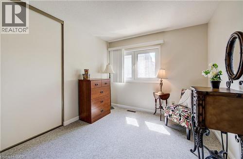 135 Royal Orchard Drive, Kitchener, ON - Indoor