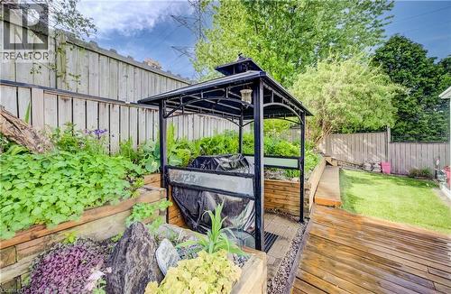 135 Royal Orchard Drive, Kitchener, ON - Outdoor