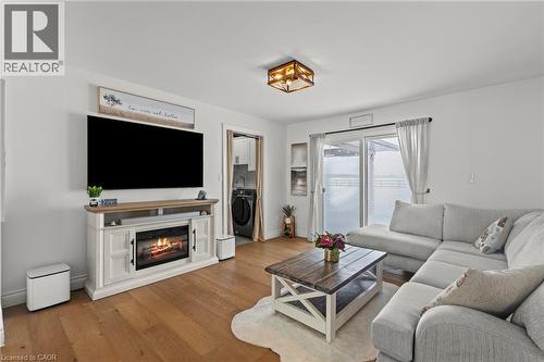 214 Binbrook Road, Glanbrook, ON 