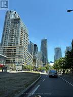 1001 - 4000 SPADINA AVENUE Toronto, ON M5V 3Y9