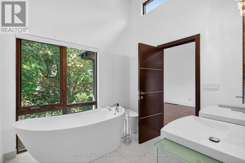 16 Chipping Road, Toronto, ON 