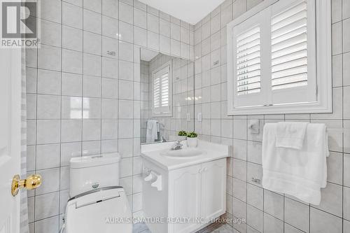 30 Graceview Court, Vaughan, ON 