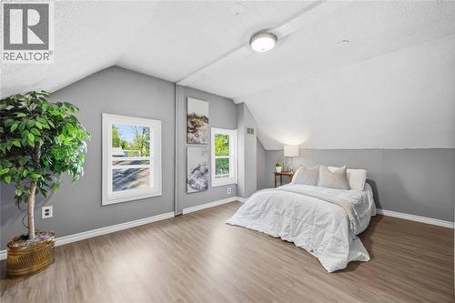 534 Plympton Street, Plympton-Wyoming, ON 