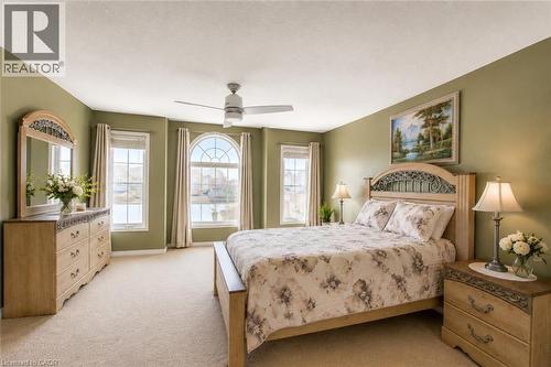 913 Copper Leaf Crescent, Kitchener, ON 