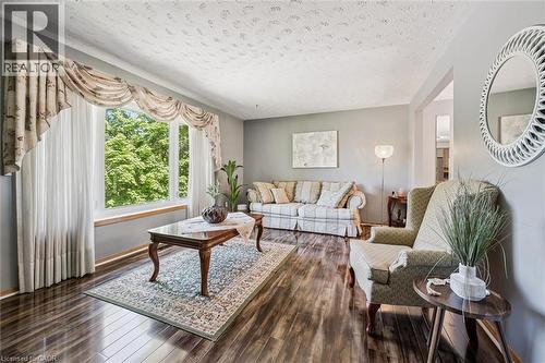 24 Devonglen Court, Kitchener, ON 