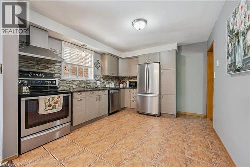 24 Devonglen Court, Kitchener, ON 