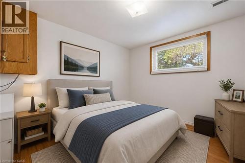 24 Devonglen Court, Kitchener, ON 