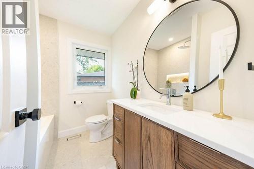22 Charlotte Crescent, Kitchener, ON 