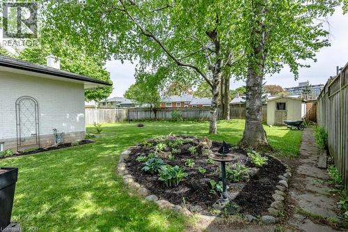22 Charlotte Crescent, Kitchener, ON 