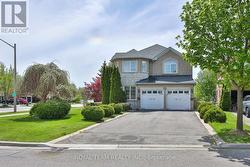 2 SANDWAY CRESCENT  Vaughan, ON L6A 2M1