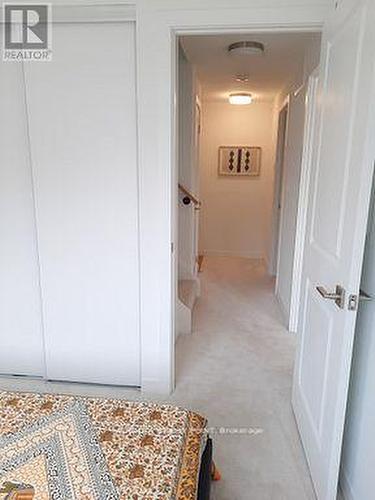 8 - 4015 Hickory Drive, Mississauga, ON 