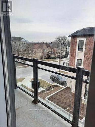 8 - 4015 Hickory Drive, Mississauga, ON 