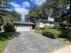 2165 DUNEDIN ROAD Oakville, ON L6J 5V2