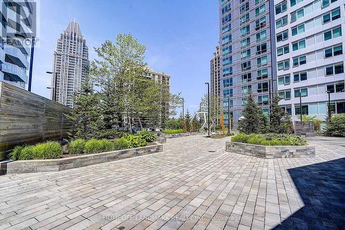 3208 - 4065 Confederation Parkway, Mississauga, ON 