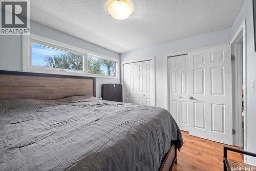 2 Pleasantview Bay, Regina, SK 