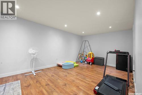 2 Pleasantview Bay, Regina, SK 