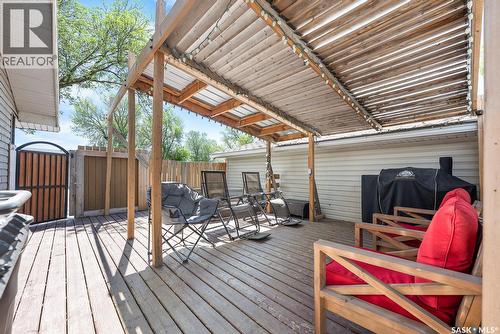 2 Pleasantview Bay, Regina, SK 