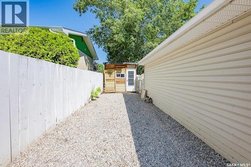2 Pleasantview Bay, Regina, SK 