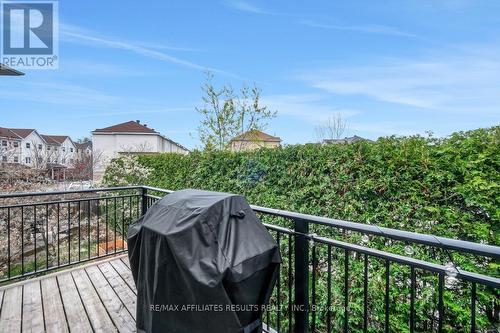 78 Songbird Private, Ottawa, ON 