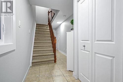78 Songbird Private, Ottawa, ON 