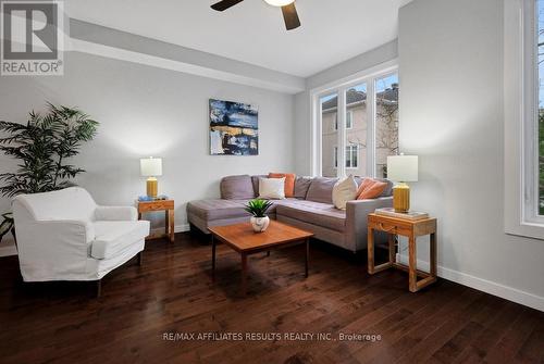 78 Songbird Private, Ottawa, ON 