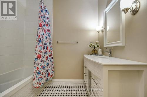 6 Hilda Street, Ottawa, ON 