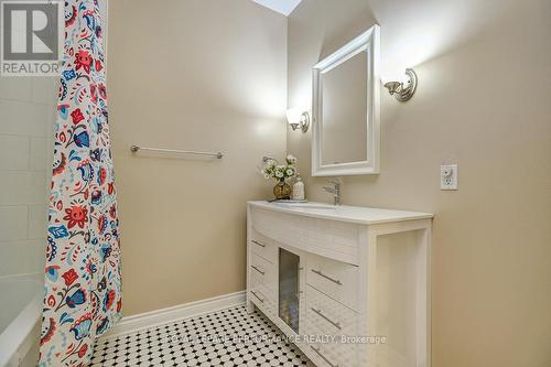 6 Hilda Street, Ottawa, ON 