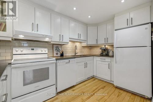 6 Hilda Street, Ottawa, ON 