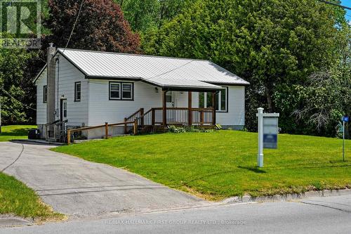 40 Whites Road, Quinte West, ON 