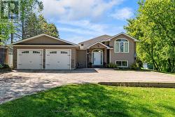 438 ROSS STREET Huron-Kinloss (Lucknow), ON N0G 2H0